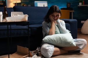 Cahaya dan Begadang: Musuh Tidur yang Tak Terduga Bagi Tubuh Kita