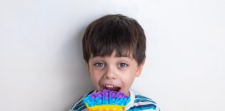 Cara Mengobati Anak ASD atau Autis dengan Efektif